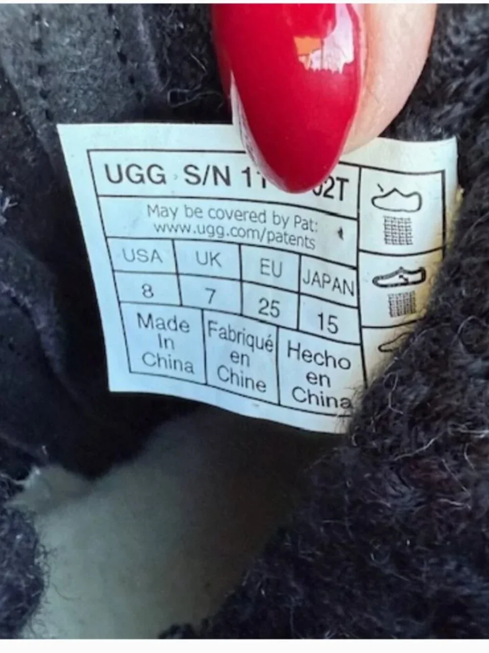 UGG cardi cable  boots new